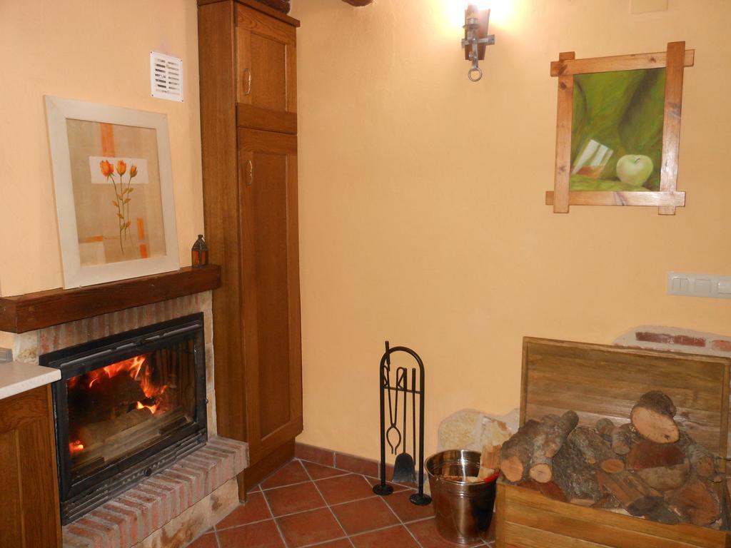 Casa Vieja Tabanera A 8 Min De Segoia ξενώνας Tabanera del Monte Εξωτερικό φωτογραφία